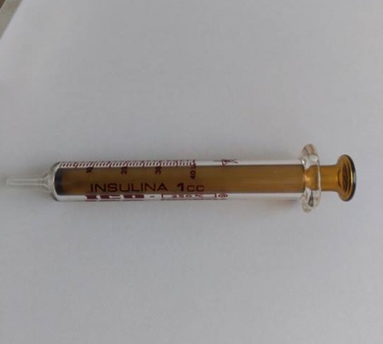 jeringa cristal de insulina